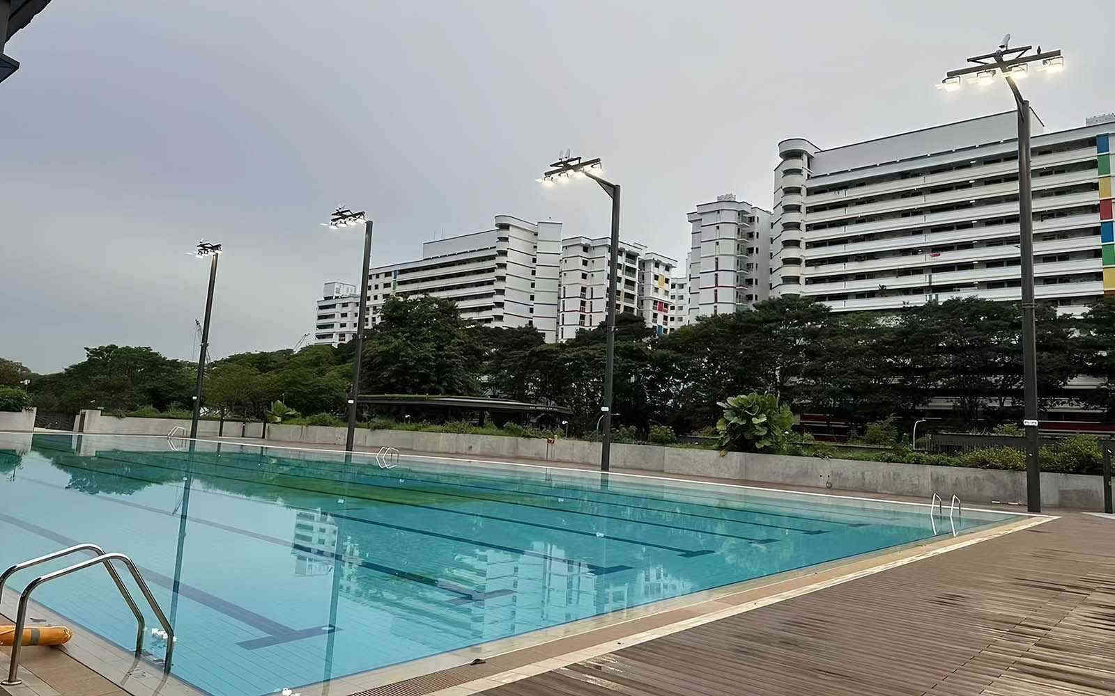 LED High Mast Light installed for Swiming Pool LED High Mast Light installed for Swimming Pool