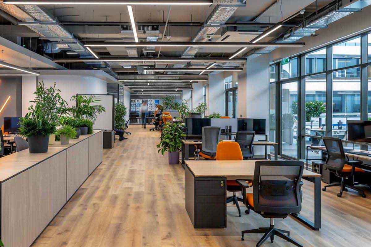 DALI Tunable White LED Lights in a commercial office